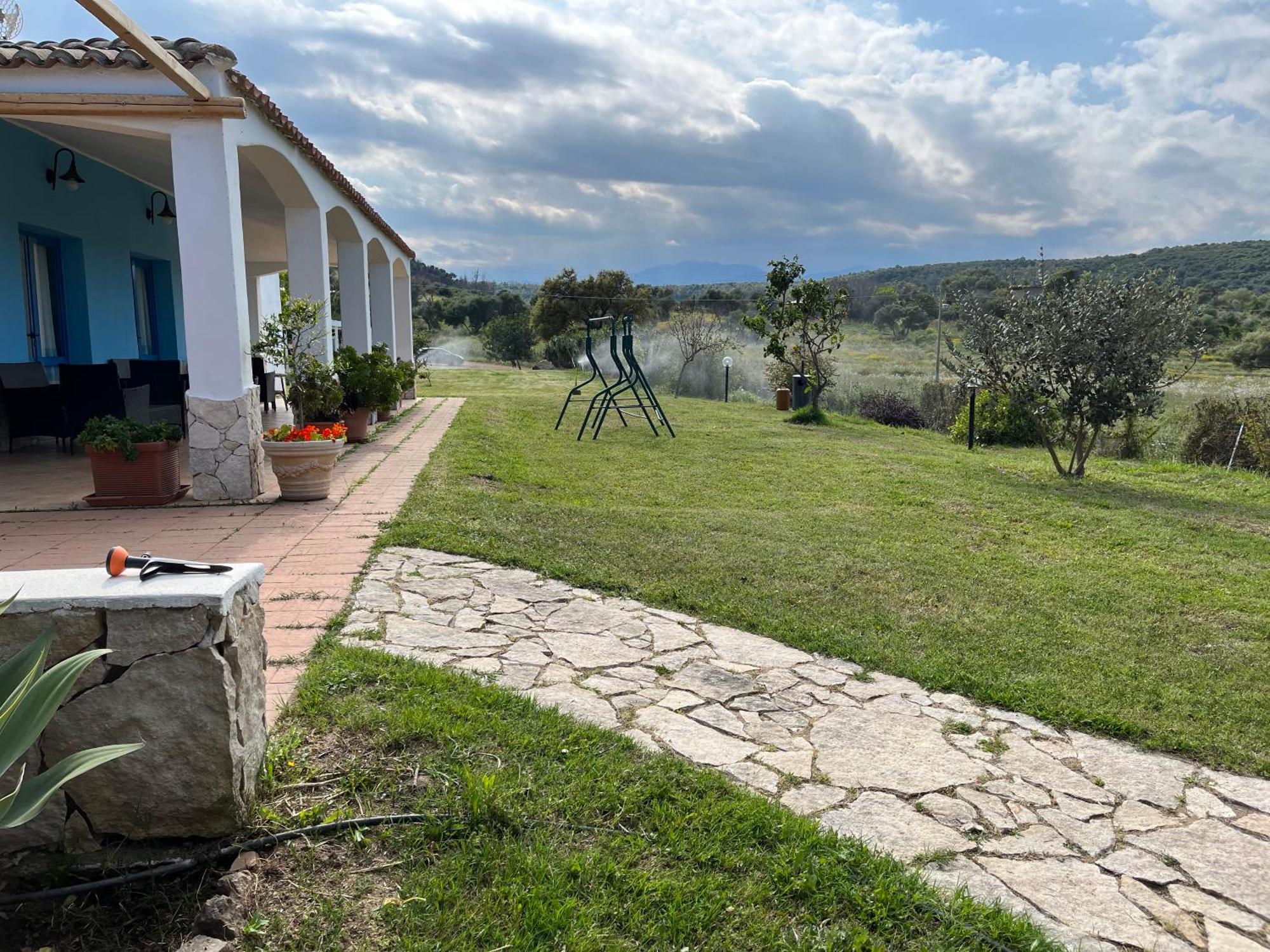 Hotel Baia Cea バリ・サルド エクステリア 写真