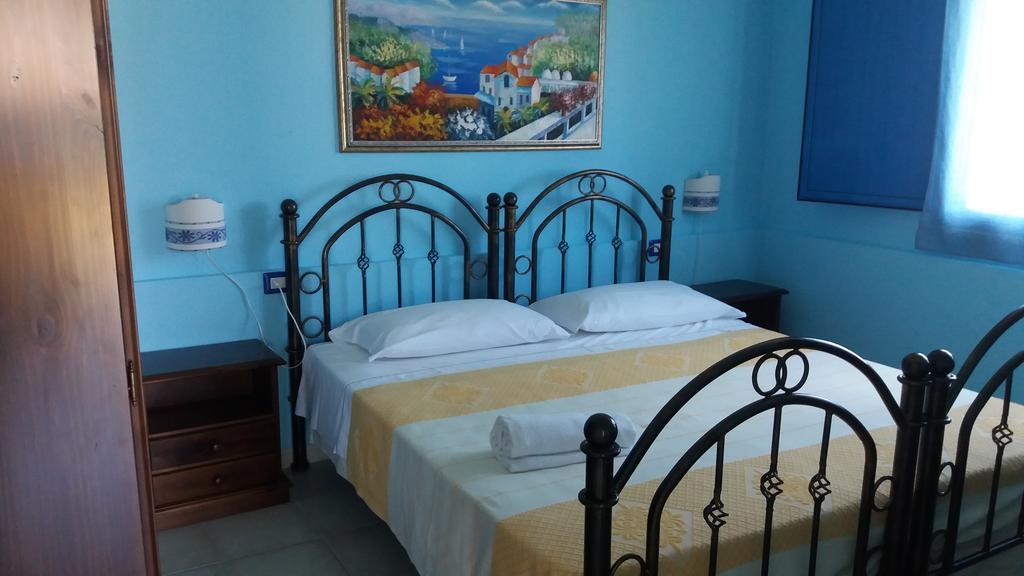 Hotel Baia Cea バリ・サルド エクステリア 写真