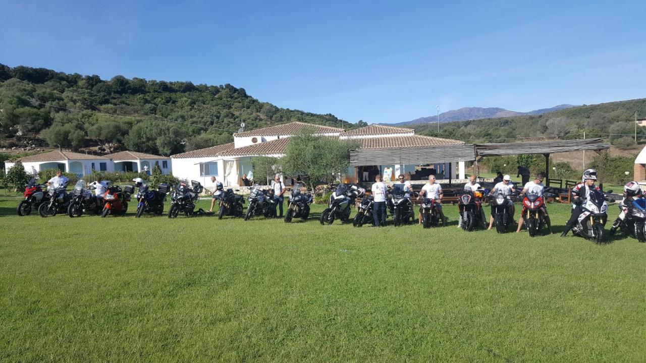 Hotel Baia Cea バリ・サルド エクステリア 写真